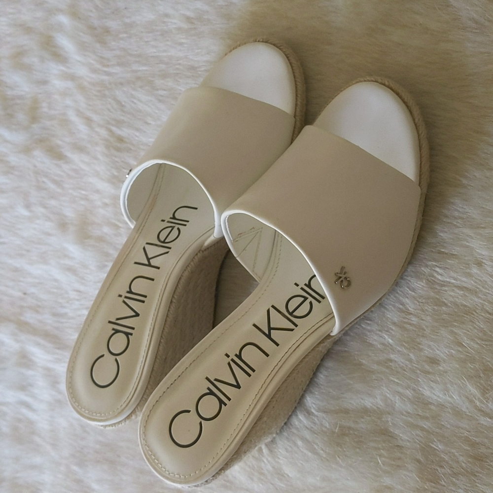 Wedge mules